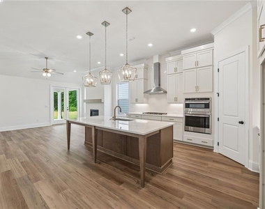 161 High Point Drive - Photo Thumbnail 12