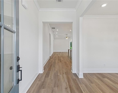 161 High Point Drive - Photo Thumbnail 4