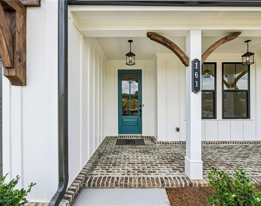 161 High Point Drive - Photo Thumbnail 3
