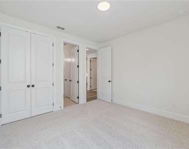 161 High Point Drive - Photo Thumbnail 32