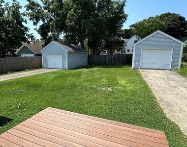 542 N Crystal Avenue - Photo Thumbnail 25