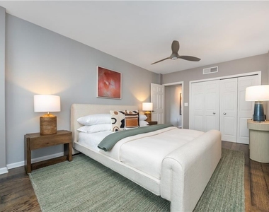 275 13th Street Ne - Photo Thumbnail 31