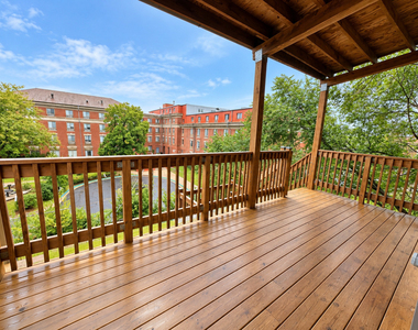 442 E 48th Street - Photo Thumbnail 15