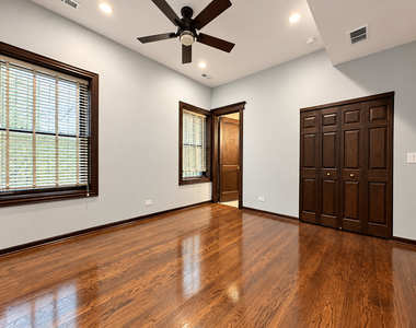 442 E 48th Street - Photo Thumbnail 10