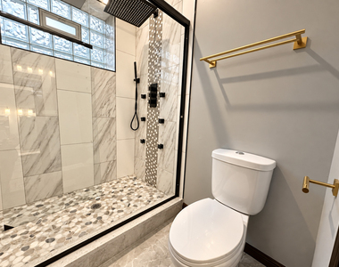 442 E 48th Street - Photo Thumbnail 13