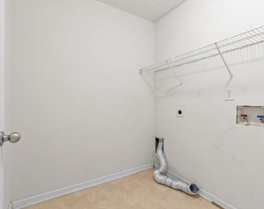 4932 Vireo Drive - Photo Thumbnail 38