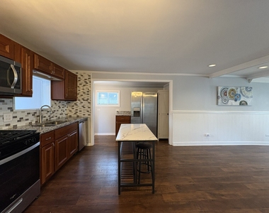 115 Grant Street - Photo Thumbnail 4