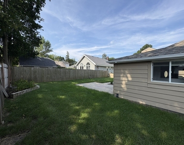 115 Grant Street - Photo Thumbnail 13