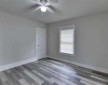 2486 Claude Street Nw - Photo Thumbnail 10