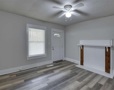 2486 Claude Street Nw - Photo Thumbnail 5