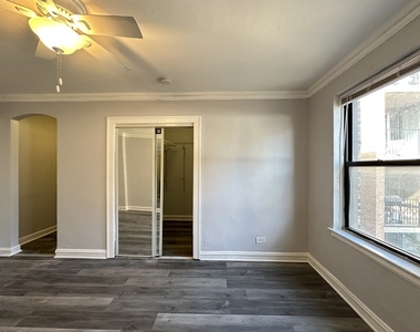 661 W Sheridan Road - Photo Thumbnail 12
