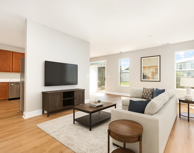 206 Barrett Drive - Photo Thumbnail 6