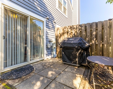 1230 N Knollwood Drive - Photo Thumbnail 19