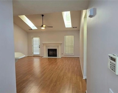 755 Avalon Forest Drive - Photo Thumbnail 2