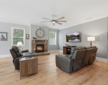 5745 Sutters View - Photo Thumbnail 8