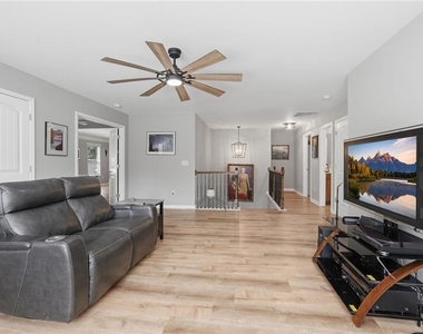 5745 Sutters View - Photo Thumbnail 35