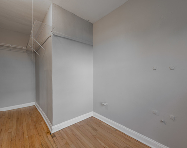 1414 W Pratt Boulevard - Photo Thumbnail 6