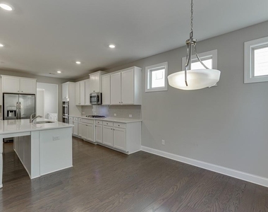 3005 Davidsonville Drive - Photo Thumbnail 14