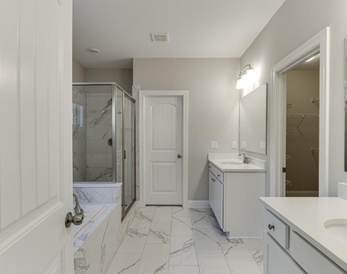 3005 Davidsonville Drive - Photo Thumbnail 33