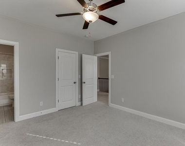 3005 Davidsonville Drive - Photo Thumbnail 42