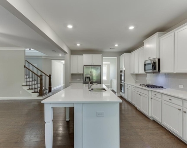 3005 Davidsonville Drive - Photo Thumbnail 10