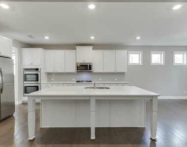 3005 Davidsonville Drive - Photo Thumbnail 7