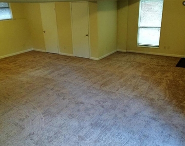 787 Bayliss Drive - Photo Thumbnail 6