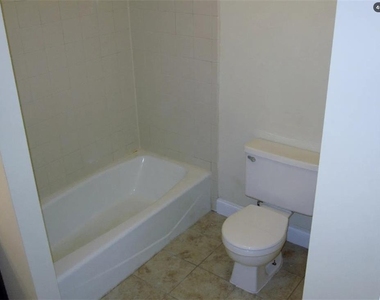 787 Bayliss Drive - Photo Thumbnail 11