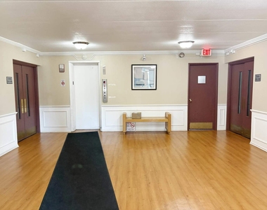 535 S Cleveland Avenue S - Photo Thumbnail 1