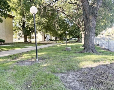 535 S Cleveland Avenue S - Photo Thumbnail 25