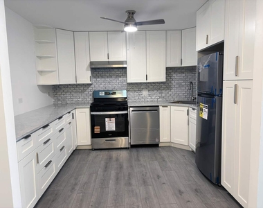 535 S Cleveland Avenue S - Photo Thumbnail 7