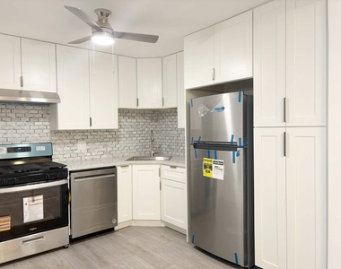 535 S Cleveland Avenue S - Photo Thumbnail 8