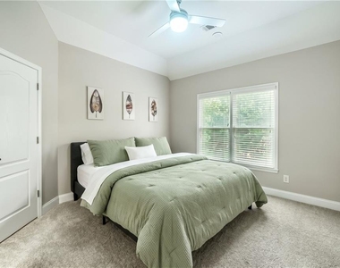 1543 Sever Creek Drive - Photo Thumbnail 21