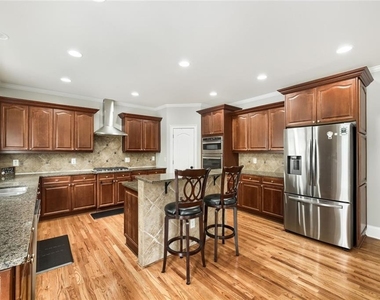 1543 Sever Creek Drive - Photo Thumbnail 12