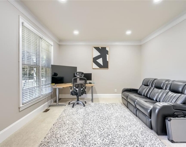 1543 Sever Creek Drive - Photo Thumbnail 4