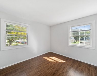 1323 Braver Court - Photo Thumbnail 13