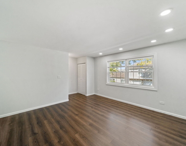 1323 Braver Court - Photo Thumbnail 11