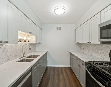 1323 Braver Court - Photo Thumbnail 6