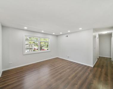 1323 Braver Court - Photo Thumbnail 2