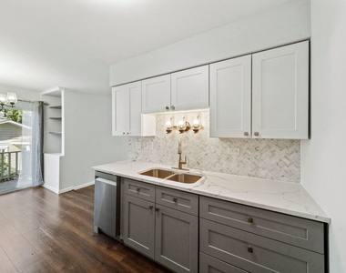 1323 Braver Court - Photo Thumbnail 7