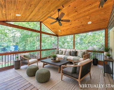 3701 Thornwood Way - Photo Thumbnail 32