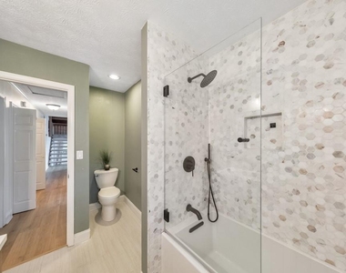 3701 Thornwood Way - Photo Thumbnail 44