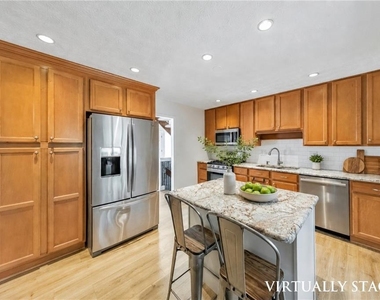 3701 Thornwood Way - Photo Thumbnail 28