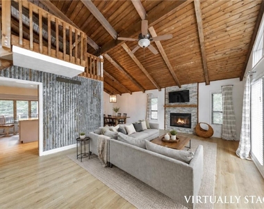3701 Thornwood Way - Photo Thumbnail 29