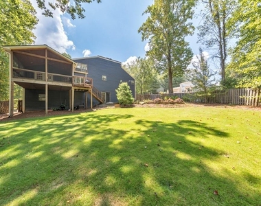 3701 Thornwood Way - Photo Thumbnail 51