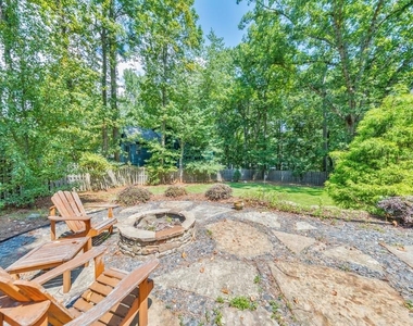 3701 Thornwood Way - Photo Thumbnail 21