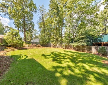3701 Thornwood Way - Photo Thumbnail 22