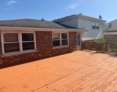 9336 Moody Avenue - Photo Thumbnail 28
