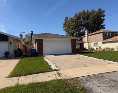 9336 Moody Avenue - Photo Thumbnail 1