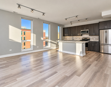 1554 N Talman Avenue - Photo Thumbnail 1